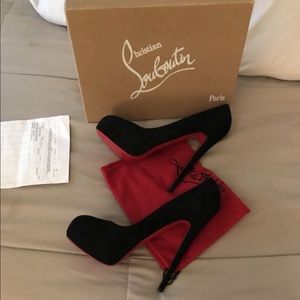 🔥CHRISTIAN LOUBOUTIN🔥